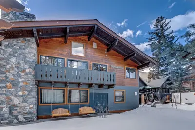 Image de Pantbox Lodge · Paintbox Lodge~Sleeps 21~