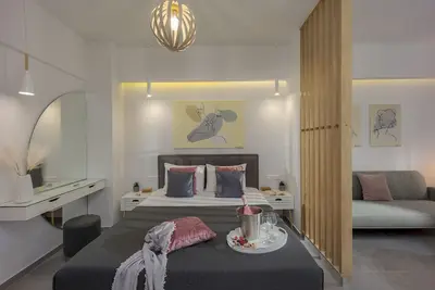 Image de Myra Mare White Suite by Estia