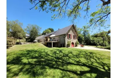 Image de Ferme rénovée pleine nature en Corrèze