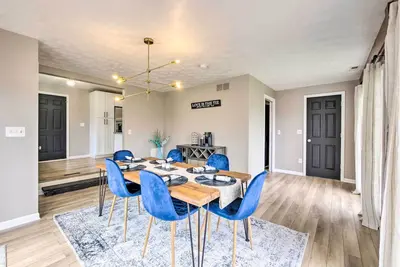 Image de Cozy Ohio Retreat w\/ Deck, Hot Tub & Grill!