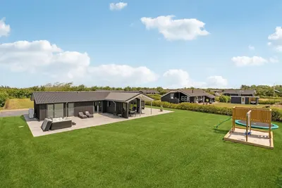Image de Magnifique maison de 4 chambres à Tarm