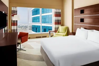 Image de 3 Bedroom Apartment Walk from Mashreq Metro Barsha