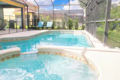 Image de Awesome Movie Themed 6 Bedroom Villa, Private Pool/Spa in Gated Resort