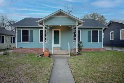 Image de Cozy 2 Bdrm/1 Bath/Pet Friendly Home Close To Downtown.