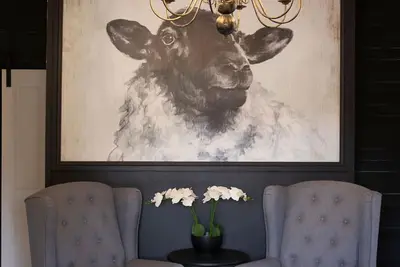 Image de A charming bed and breakfast - a taste of country life.