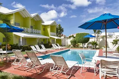 Image de Come Create Memories w/ Fun-filled Adventures at this Paradise! Parking, Pool!