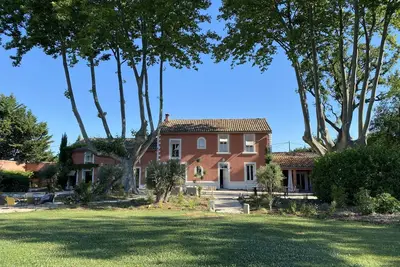 Image de Mas Paradis à Mollégès