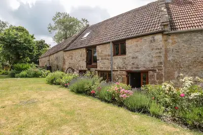 Image de The Old Granary, family friendly, with a garden in Crewkerne