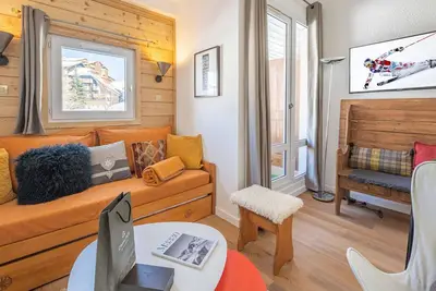 Image de Studio avec mezzanine, retour skis aux pieds, proche remontée mécanique