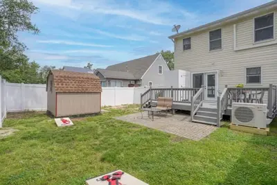 Image de The BeachPlumB Retreat-2br Home in Lewes-Mins to the Beach w/ backyard and grill
