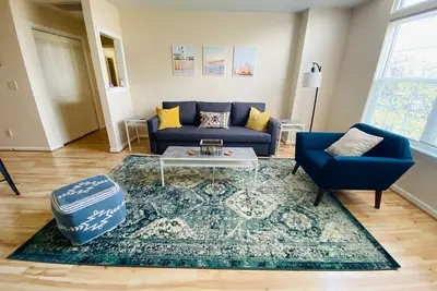 Image de Close 2 East Beach, Eov, King Bed, Top Floor C