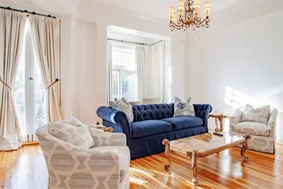 Image de Luxe Kalorama 5-Br Townhome Close to Dupont Circle