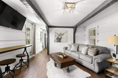 Image de Martha's GuestHouse - Historic Downtown Dandridge! Ripleys Attraction Discounts