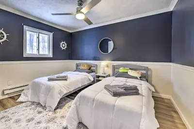 Image de Quaint Retreat w/ Game Room!