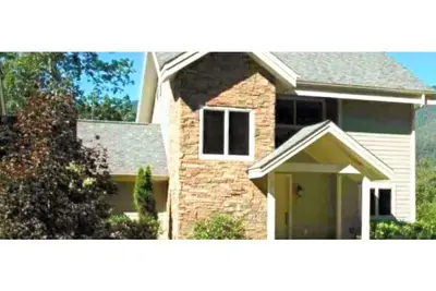 Image de RiverRock at Mount Mitchell mountain views home