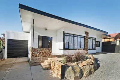 Image de The Zebra - 4Bdrm, Slps 8, 2 Bathrm, Wi-Fi, Solar