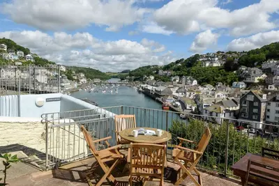 Image de Apartment in fabulous position with sea and harbour views!