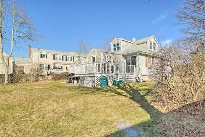 Image de Pet-Friendly Hyannis Home w\/ Deck & Stream Views!