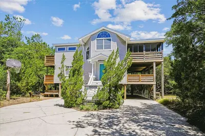 Image de 4 Br Beach Home in Quiet, Low Traffic Neighborhood, Dogs Allowed