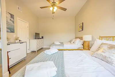 Image de Close to Disneyland-5bd/3ba-King Bed-Disney+Hulu+