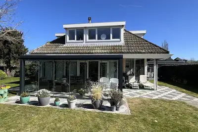 Image de De Toekomst 112 quiet and privately situated near the North Sea