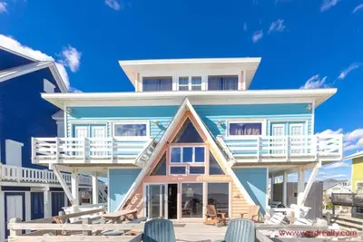 Image de Barefoot Shack - Classic Custom 5br Oceanfront Home - Great Views from Decks