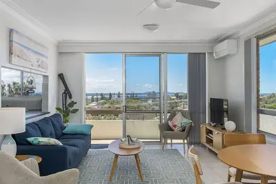 Image de 2 bedroom unit with wonderful views