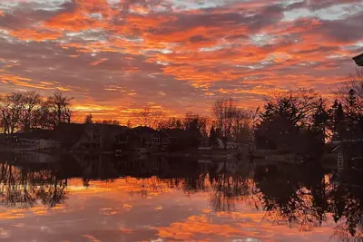 Image de Updated private lake home-minutes from Fond du Lac, 20 minutes from Eaa.