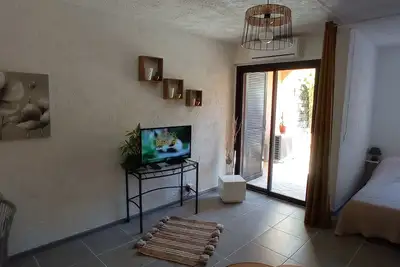 Image de Appartement studio avec jardin St Cyprien