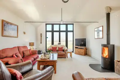 Image de 4 chambres à coucher à Weston Longville