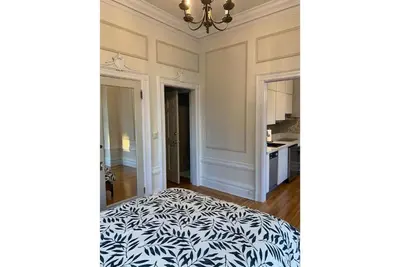 Image de Sunny Victorian Studio in Pacific Heights