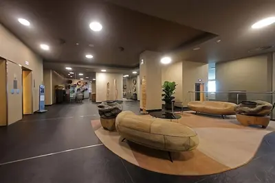 Image de Island Resort Near Palheiro Gardens! Space with Sofa Bed and Balcony and Pool