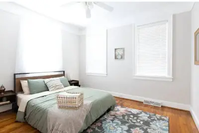 Image de Modern Downtown Apt| Free Parking| DownTown & Usc.