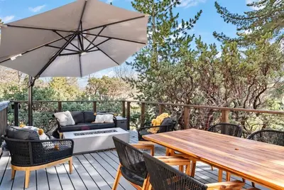 Image de Sky Ridge Cabin · Culdesac w/ Level Entry Access & Entertainment