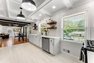 Image de Cozy 3br Home w/ Downtown Access