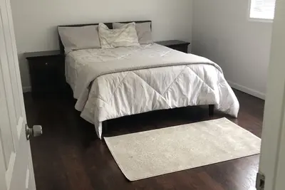Image de Beautifully furnished 1 Bedroom McLean Condo near Tysons corner