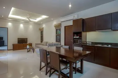 Image de Ornh3-Vw1: 3 Bedrooms Pool Villa-OrientalNaiharn-Full Kitchen