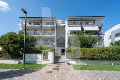 Kurioso - Three-room apartment ground floor with garden