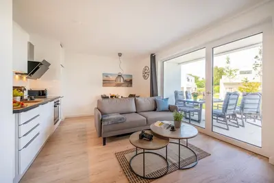 Image de Villa 15 Appartement \"ankerplatz 1\" - Moderne Ferienwohnung mit Terrasse und Blick auf Schloss