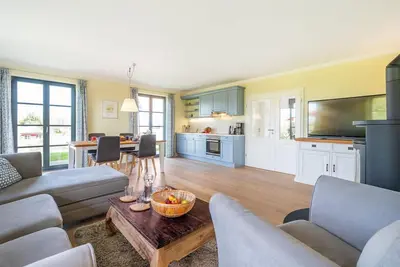 Image de Reethaus Zeesenboot - Zeesenboot | Thatched semi-detached house