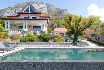 Image de Villa Rose lakeside +Pool 10p