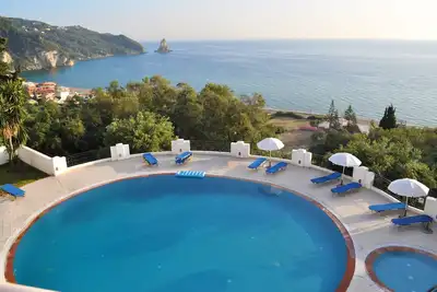 Image de Appartements Maria avec piscine - Plage d'Agios Gordios, Corfou