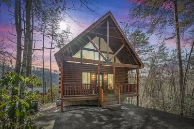 Image de Knotty by Nature-Mins to Pf/Gatbrg~Hot Tub~Game Room