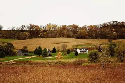 Image de Tamarack Point Homestead