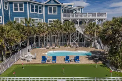 Image de Hobbs Realty - \"Sea the View\" offers panoramic ocean views with a private pool!