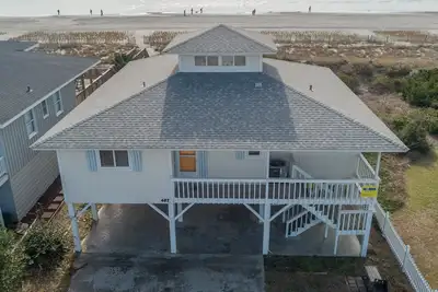 Image de Hobbs Realty - You'll enjoy \"Making Memories\" in this pet-friendly home with a private pool!