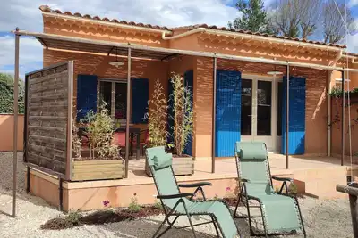 Image de Maison individuelle 3***, climatisée avec jardin privé à 5 min à pied du centre.