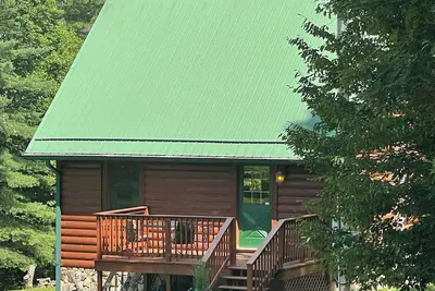 Image de Blue Ridge Mountain East Tennessee Cabin Get-a-way Pet Friendly
