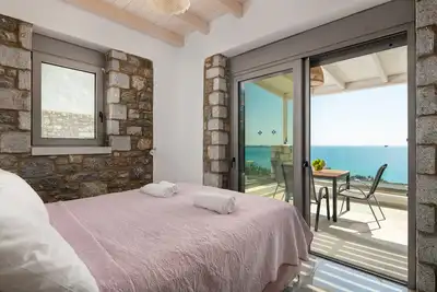 Image de Gorgeous stone built villa for up to 8 people with private pool