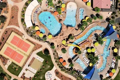 Image de Arcadia 65 | Sleeps 35 * Eight Arcades * Private Hot Tub